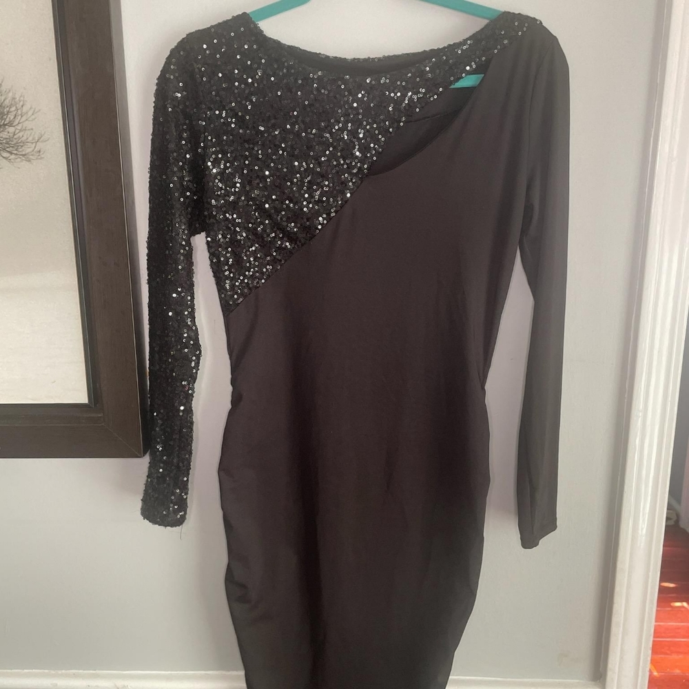 Cute Black Dress with one armed draped in Sequins